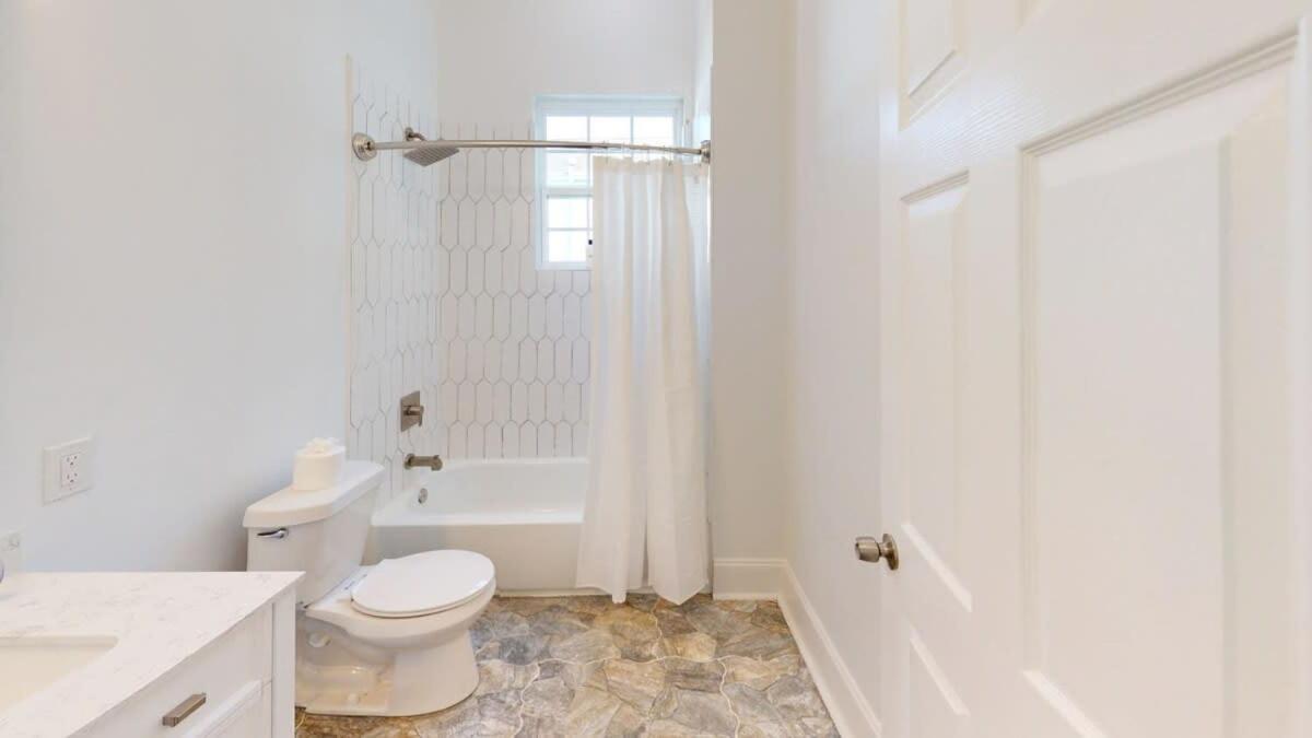 Villa Sunny 5Bed W Parking And Direct Streetcar Access New Orleans Exterior foto